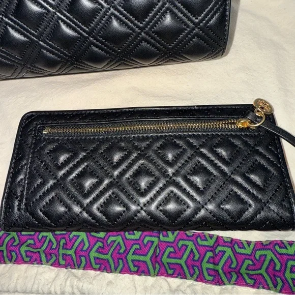 Tory Burch Black Quilted Shoulder Bag & Tory Burch Fleming Slim Wallet - Picture 12 of 16